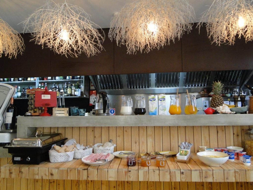 cafe-da-manha-pequeno-almoco