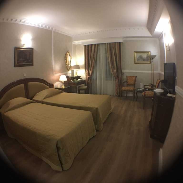 Turismo na Grécia: Hotel em Thessaloniki!