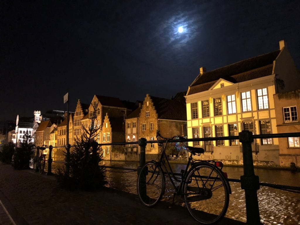 Turismo na Bélgica: Gent à noite!