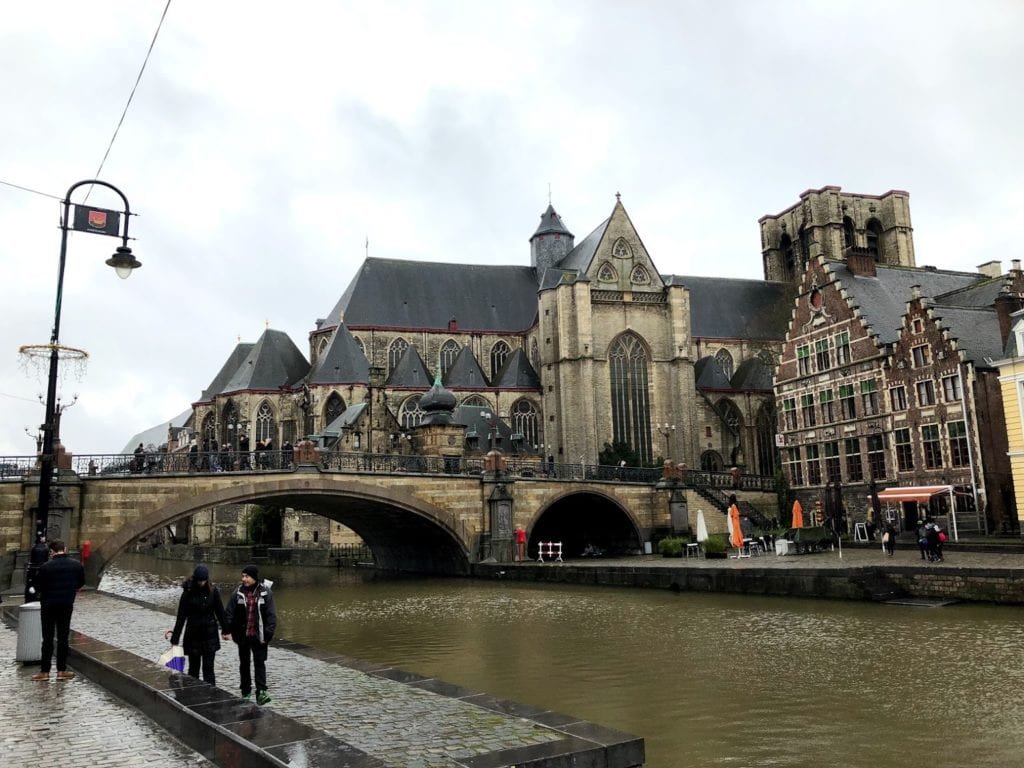 Gent na Bélgica