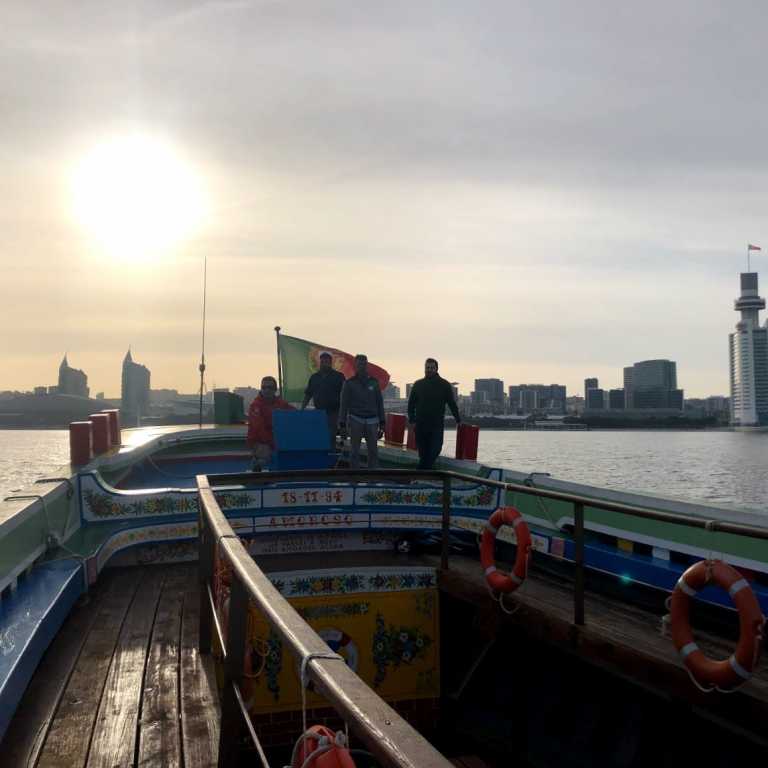 Encalhada no Tejo!