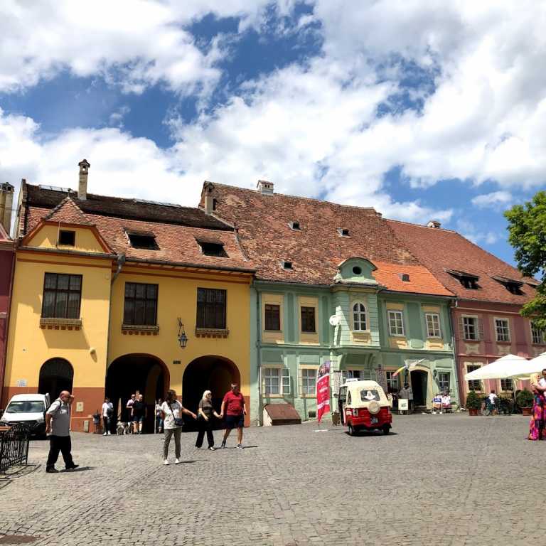 Girassóis, vila medieval e outros encantos da Transilvânia!