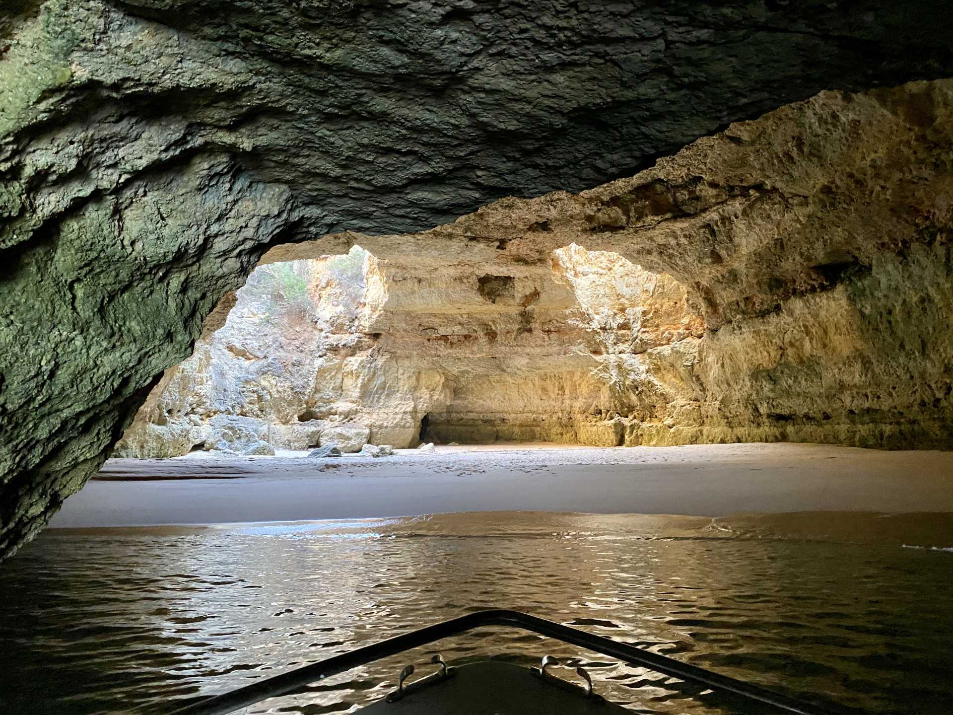 Gruta De Benagil Como Chegar Na Caverna Mais Famosa Do Algarve