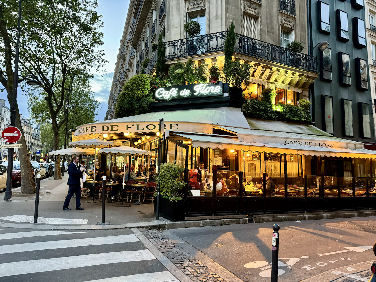 cafe de flore