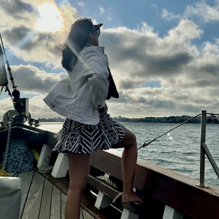 Passeio de barco gratuito em Cascais: descubra o galeão “Estou Para Ver”