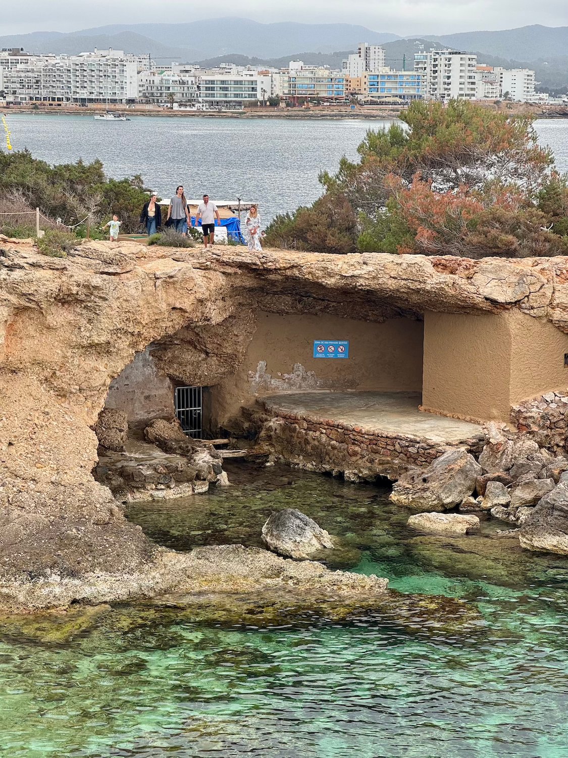viajar sozinha para ibiza