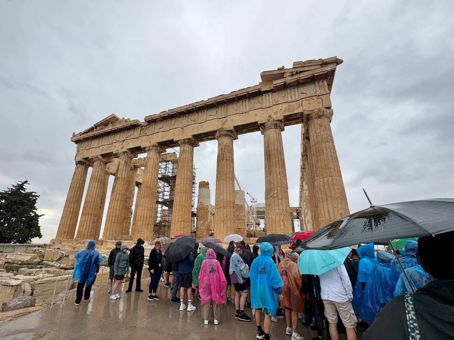 atenas grecia chuva